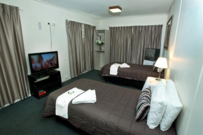 Отель Windsor Hotel Motel Dalby  Долби